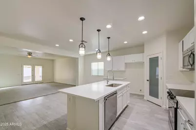 21261 E Volunteer Drive, Red Rock, AZ 85145 - Photo 10