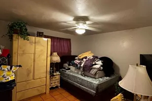 1812 N 32nd Pl, Phoenix, AZ 85008 - Photo 10