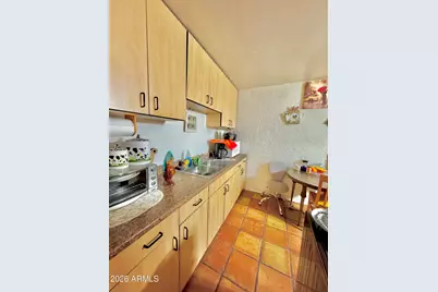 1812 N 32nd Place, Phoenix, AZ 85008 - Photo 8