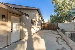 2338 W Monte Cristo Ave, Phoenix, AZ 85023 - Photo 32