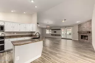 4341 E Betty Elyse Ln, Phoenix, AZ 85032 - Photo 10