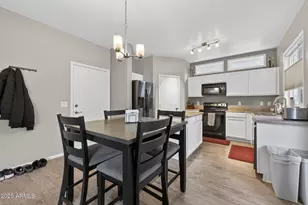 1444 S Longspur Ln, Gilbert, AZ 85296 - Photo 12