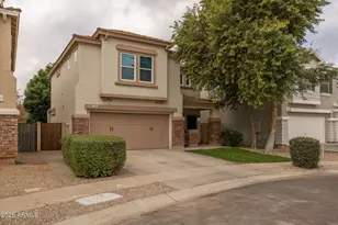 1444 S Longspur Ln, Gilbert, AZ 85296 - Photo 2