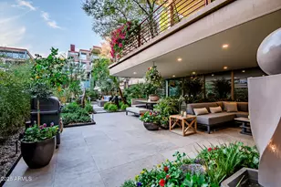 7167 E Rancho Vista Dr, Scottsdale, AZ 85251 - Photo 2