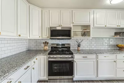 3802 W Cavalier Drive, Phoenix, AZ 85019 - Photo 22