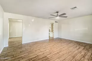 3802 W Cavalier Dr, Phoenix, AZ 85019 - Photo 14