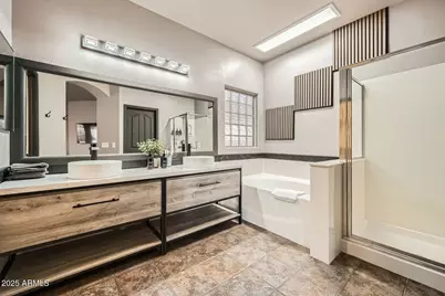 12842 W Whitton Avenue, Avondale, AZ 85392 - Photo 16