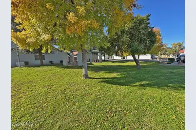 8713 N Shadow Lane, Peoria, AZ 85345 - Photo 32