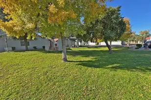 8713 N Shadow Ln, Peoria, AZ 85345 - Photo 32