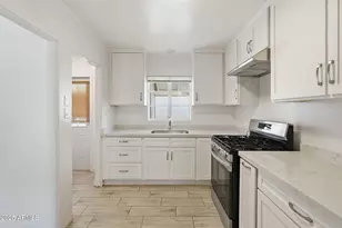 2245 E Flower St, Phoenix, AZ 85016 - Photo 8