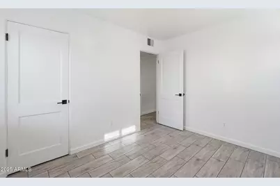 2245 E Flower Street, Phoenix, AZ 85016 - Photo 18
