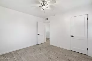 2245 E Flower St, Phoenix, AZ 85016 - Photo 16