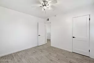 2245 E Flower St, Phoenix, AZ 85016 - Photo 16