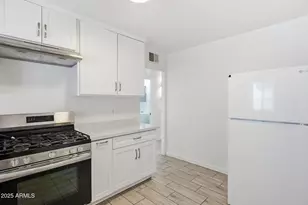 2245 E Flower St, Phoenix, AZ 85016 - Photo 6