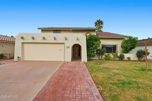 1608 E Edgewater Dr, Tempe, AZ 85283 - Photo 1