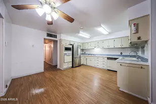 6345 W Oregon Ave, Glendale, AZ 85301 - Photo 22