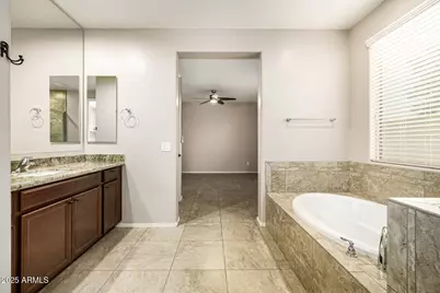 274 E Vicenza Drive, San Tan Valley, AZ 85140 - Photo 16