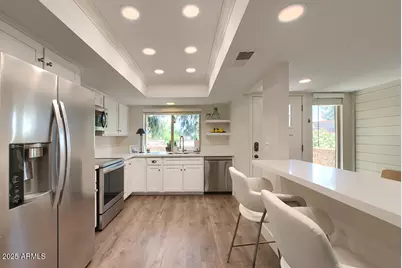 7316 N Via Camello Del Norte -- #106, Scottsdale, AZ 85258 - Photo 2