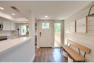 7316 N Via Camello Del Norte -- #106, Scottsdale, AZ 85258 - Photo 4