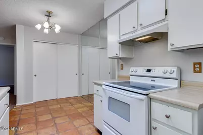 195 N Cottonwood Street #14, Chandler, AZ 85225 - Photo 6