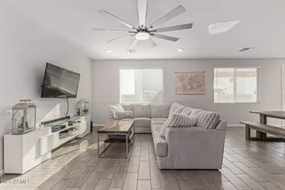 2757 E Bluff Spring Avenue, Apache Junction, AZ 85119 - Photo 4