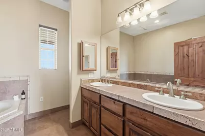 32025 W Marsh Road, Casa Grande, AZ 85193 - Photo 16