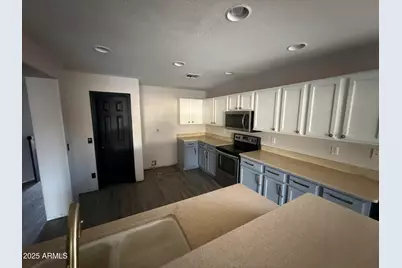 15410 N 170th Lane, Surprise, AZ 85388 - Photo 6