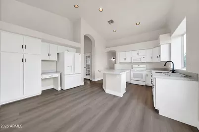 37441 N 19th Avenue, Phoenix, AZ 85086 - Photo 14