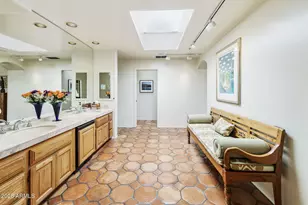 8205 E Del Claro Dr, Scottsdale, AZ 85258 - Photo 42