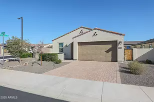 15817 S 177th Dr, Goodyear, AZ 85338 - Photo 2