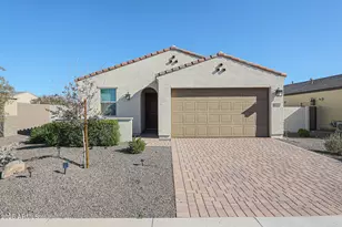 15817 S 177th Dr, Goodyear, AZ 85338 - Photo 2