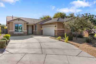 10257 W Lawrence Lane, Peoria, AZ 85345 - Photo 1