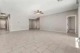 10257 W Lawrence Ln, Peoria, AZ 85345 - Photo 6