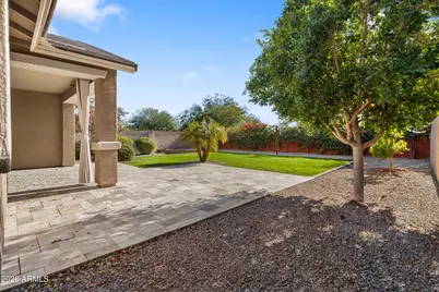 10257 W Lawrence Lane, Peoria, AZ 85345 - Photo 18