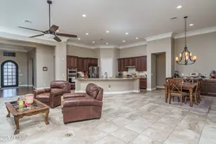 9358 W Robin Ln, Peoria, AZ 85383 - Photo 8