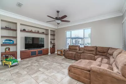 9358 W Robin Lane, Peoria, AZ 85383 - Photo 10