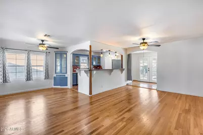 119 S Lebaron --, Mesa, AZ 85210 - Photo 4