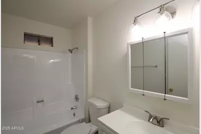 3004 E Waltann Lane #6, Phoenix, AZ 85032 - Photo 8