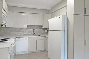 1018 E Osborn Rd, Phoenix, AZ 85014 - Photo 2