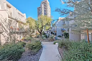 1018 E Osborn Rd, Phoenix, AZ 85014 - Photo 12