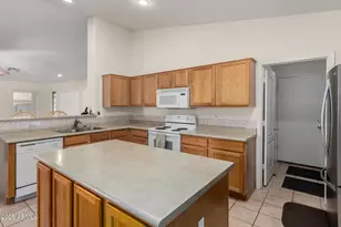 15834 W Carmen Dr, Surprise, AZ 85374 - Photo 14