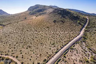 1601 W Sunnyside Dr, Phoenix, AZ 85029 - Photo 46