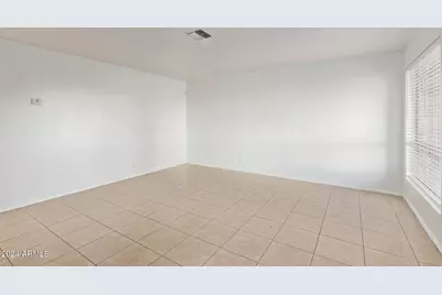 511 W Blackhawk Drive #Unit 4, Phoenix, AZ 85027 - Photo 6