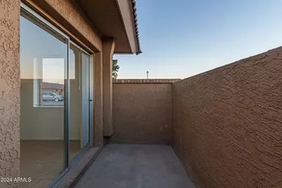 511 W Blackhawk Drive #4, Phoenix, AZ 85027 - Photo 32