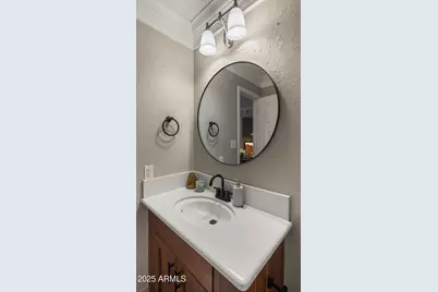 8135 N 32nd Drive, Phoenix, AZ 85051 - Photo 8