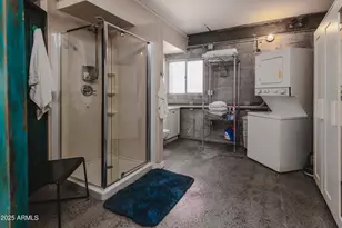 353 E Thomas Rd, Phoenix, AZ 85012 - Photo 24