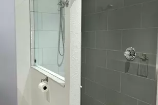 3216 W Mark Ln, Phoenix, AZ 85083 - Photo 10