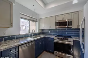 9151 W Greenway Rd, Peoria, AZ 85381 - Photo 2