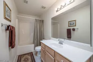 9151 W Greenway Rd, Peoria, AZ 85381 - Photo 18