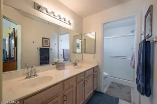 9151 W Greenway Rd, Peoria, AZ 85381 - Photo 18